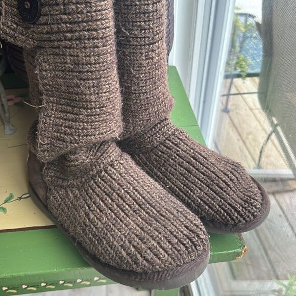 UGG Women’s 7 Classic Cardy Knit Convertible Brown & Gold Metallic Tall Boots - Picture 7 of 9